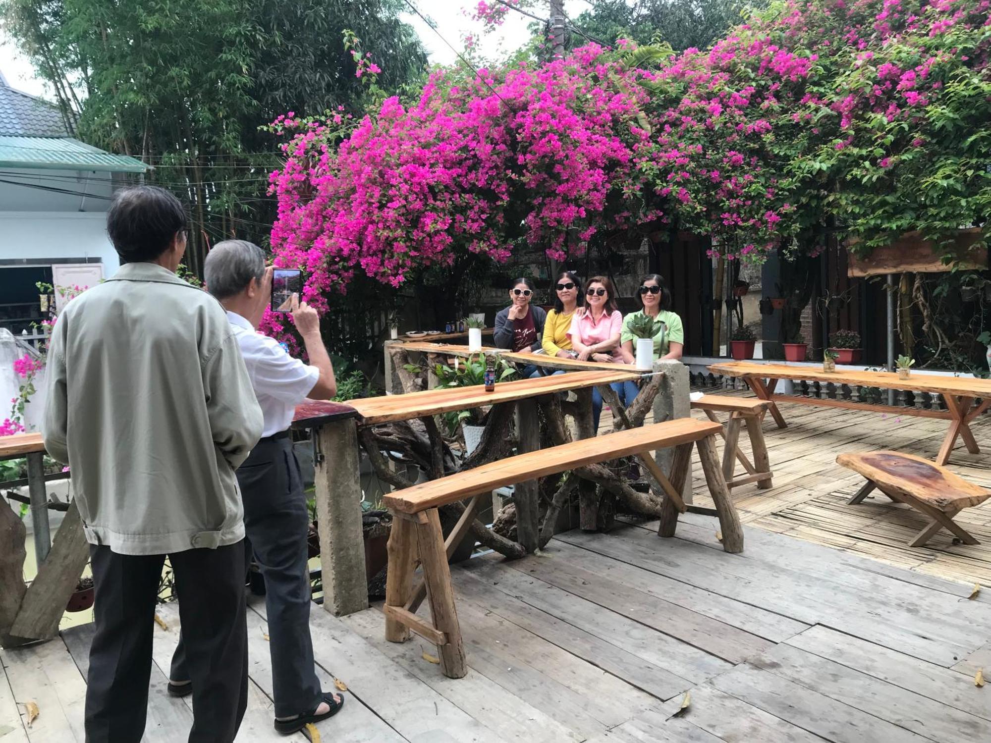 Minh Ngoc Homestay Dien Bien Phu Ban Hin Lom Exterior photo